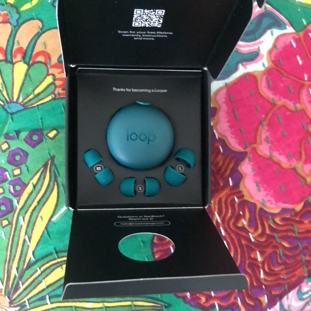Loop Switch 2 Emerald Earbuds - Picture 4 of 4